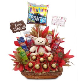 Hermoso arreglo de ferrero rocher y frutos secos con osito de peluche