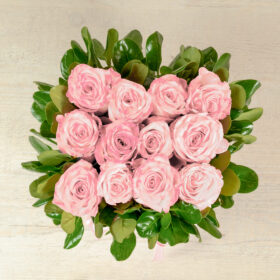 Detalle para regalar a una dama, Rosas para regalar, regalos en bogota, flores en bogotá, flores en colombia, flores a domicilio en bogota, regalos a domicilio en bogota