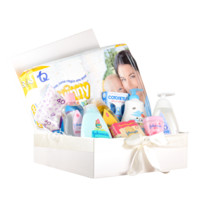 Caja bebe Johnson's baby, productos johnsons para bebé, regalo para bebé con cremitas y jabones, caja para bebé con productos de aseo, regalo para bebé con pañales, baby shower, regalo de nacimiento