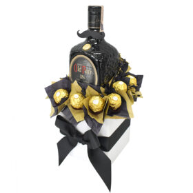 Botella de Whiskey old par con chocolates ferrero rocher para regalar
