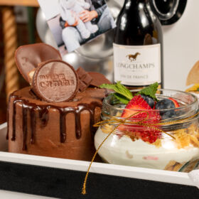 Desayunos sorpresas, desayunos sorpresa en bogota, desayunos para regalar, desayunos en la cama, desayuno de regalo, desayunos en bandeja, bandeja para desayunos, desayuno gourmet, desayunos a domicilio, desayuno sorpresa en bogotá.