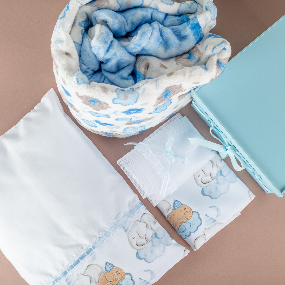 Regalo de bebé, detalle por nacimiento, caja especial para bebé, regalo personalizado para bebé, juego de fundas para bebé, cobija para bebé, it's a boy, es un niño, baby shower para niño, regalos de bebé ene bogotá, regalos a domicilio, detalles para la clínica, regalos recién nacido, detalles para bebé niño.
