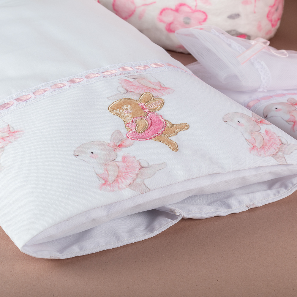 Regalo de bebé, detalle por nacimiento, caja especial para bebé, regalo personalizado para bebé, juego de fundas para bebé, cobija para bebé, it's a girl, es una niña, baby shower para niña, regalos de bebé ne bogotá, regalos a domicilio, detalles para la clínica, regalos recién nacida, detalles para bebé niña