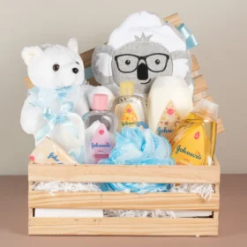 caja de nacimiento para regalo especial para el baño del recien nacido, con productos jhonsons baby y cuidado personal para el bebé, regalos de bebé, regalos de nacimiento, bebé varón niño