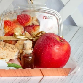 desayuno sorpresa en caja plástica para sorprender a domicilio en bogotá