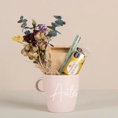mug personalizado para regalar con nombre, regalos personalizados para mamá, regalos personalizados, flores inmortalizadas, chocolates ferrero rocher, detalle para mujer, regalo para mujer, cesta de regalo para madres, regalo para el día de la madre, regalo para mamá en su día, día de la madre 2025, regalos para madre en bogotá, regalos para mami, regalos para el día de la madre, regalo delicado para mamá, regalos vintage para madre, regalos de la madre a domicilio en bogotá,
