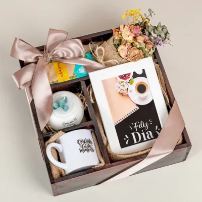 regalos con café experiencia de café para regalar, café para mamá, regalo de mujer con café, kit de café con taza y y portaretratos, regalo para el día de la madre, regalo para mamá en su día, día de la madre 2025, regalos para madre en bogotá, regalos para mami, regalos para el día de la madre, regalo delicado para mamá, regalos vintage para madre, regalos de la madre a domicilio en bogotá,