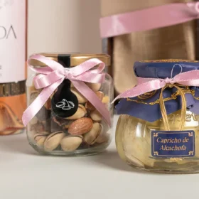 vino rosado para dama, vino rosé, frutos secos, regalo para el día de la madre, regalo para mamá en su día, día de la madre 2025, regalos para madre en bogotá, regalos para mami, regalos para el día de la madre, regalo delicado para mamá, regalos vintage para madre, regalos de la madre a domicilio en bogotá,