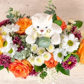 arreglo de flores con oso de peluche, arreglo de flores rosas, arreglo de flores para mamá, bouquet de flores para mamá, flores para mamá, flores para el día de la madre, flores con eucalipto, regalar flores, flores a domicilio en bogotá, arreglos florales en bogotá, regala flores a mamá en bogotá, flores en bogotá, oso de peluche, flores y peluche